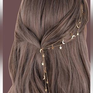 Gold Tone Moon Accents Chain Clip.